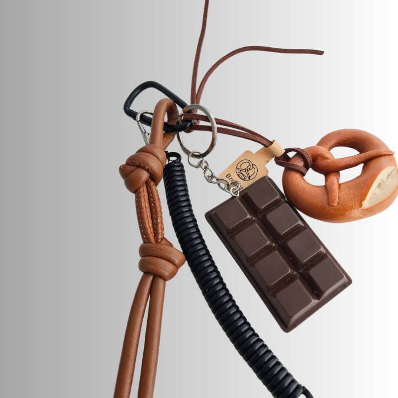 Choco Pretzel™ – Väsksmycke