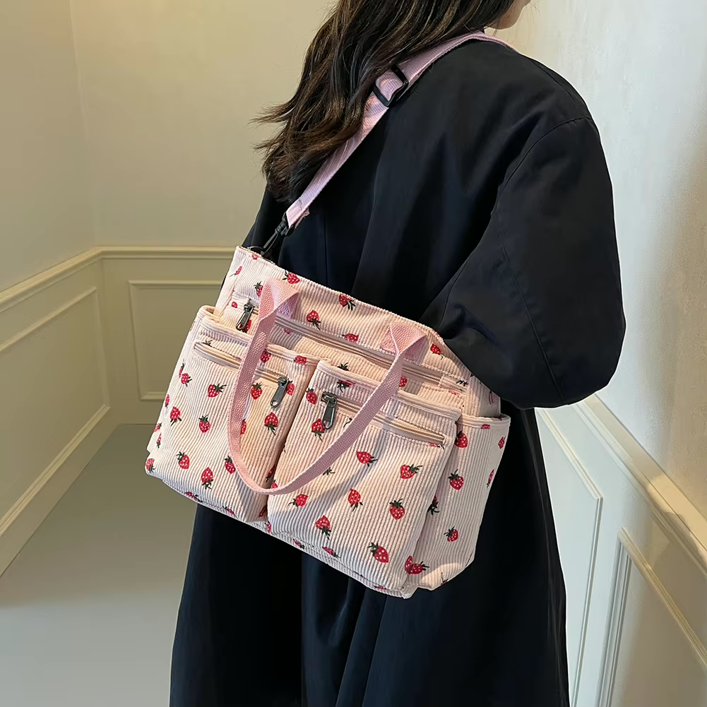 Strawberry Tote™ – Axelväska