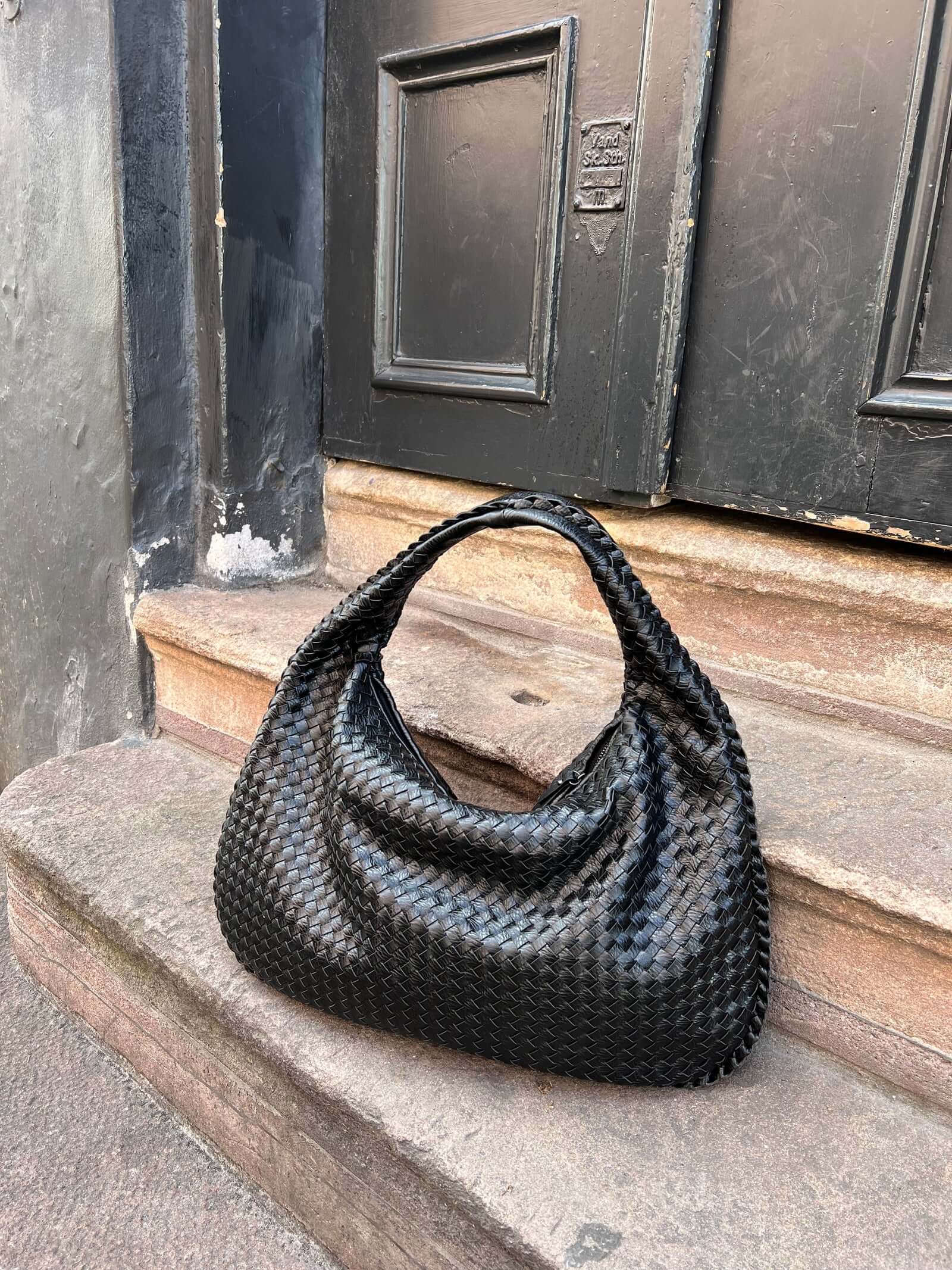 Amelia | Flätad Axelväska