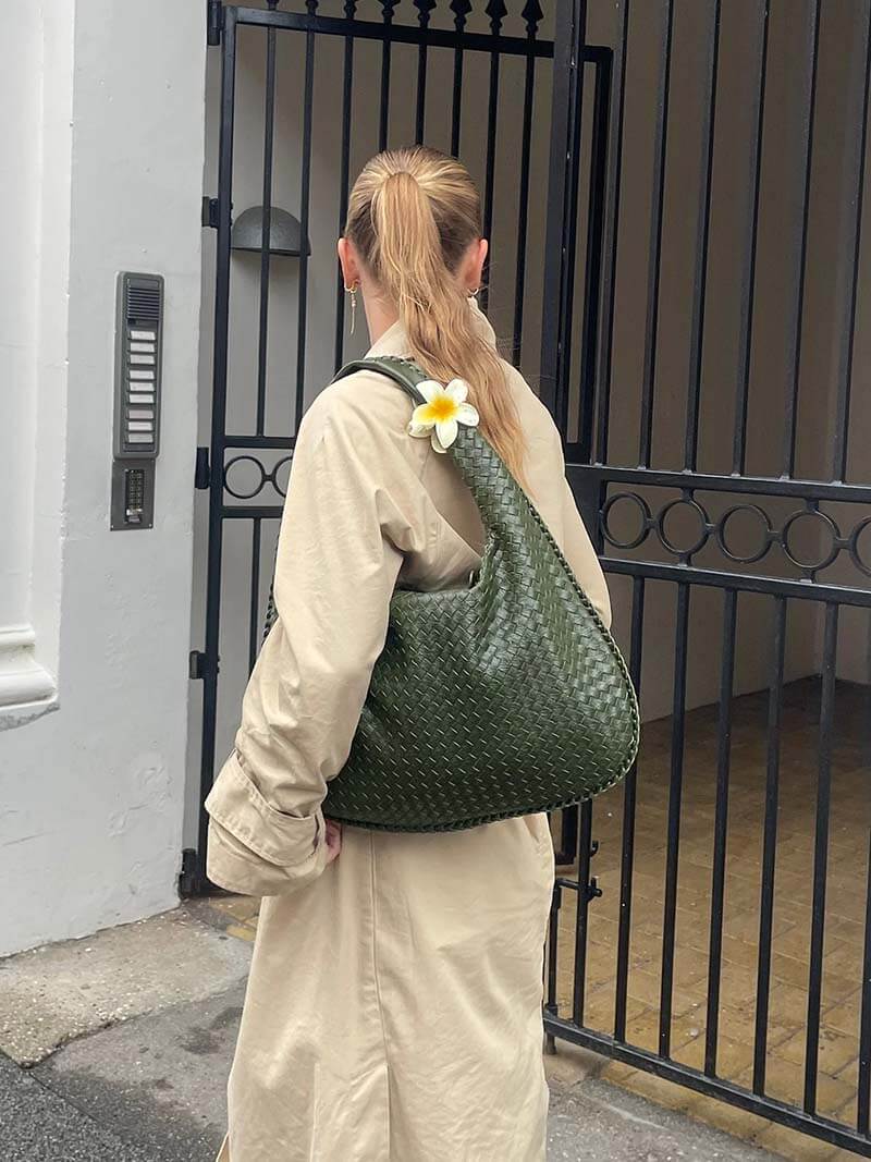 Amelia | Flätad Axelväska
