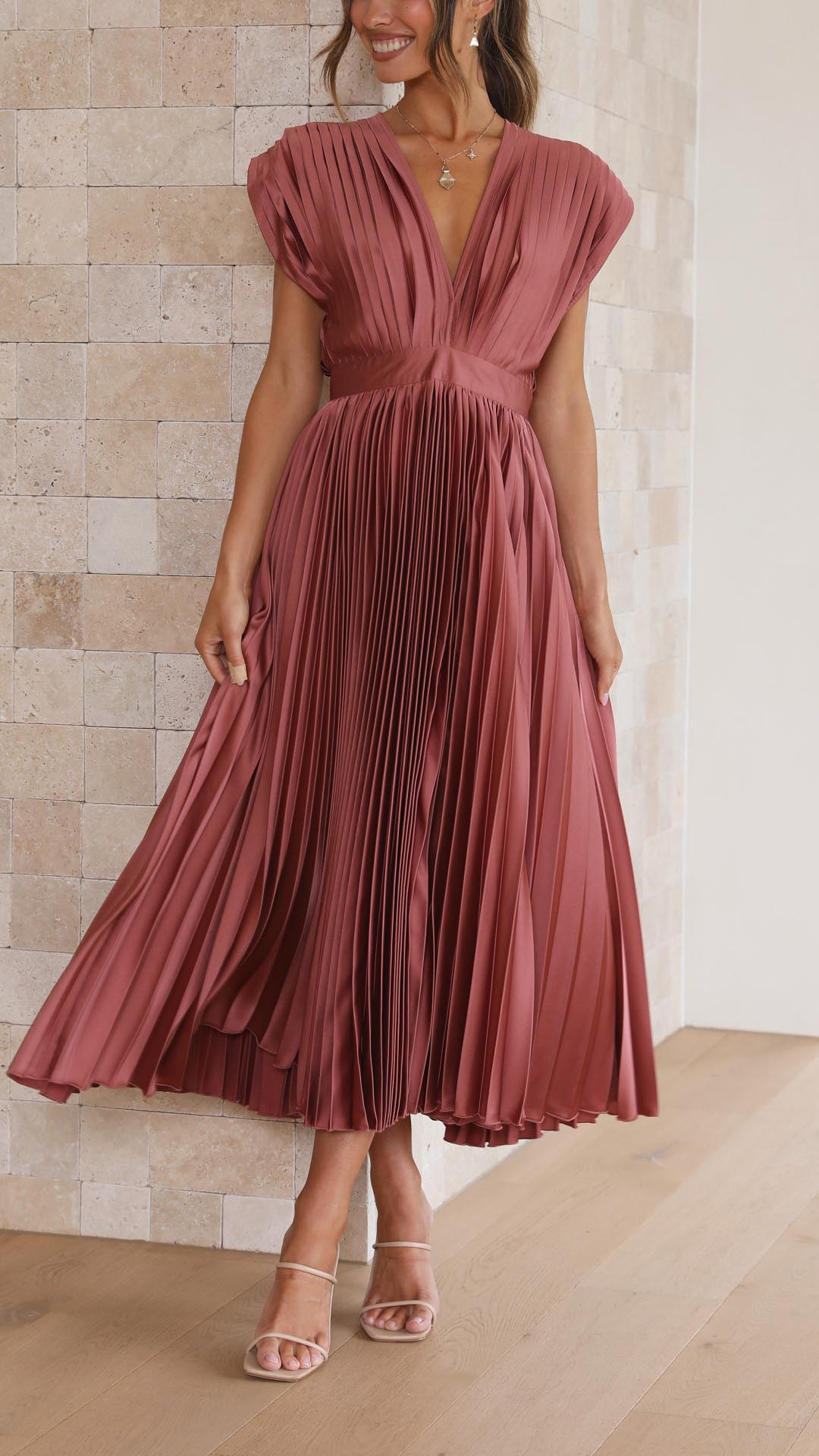 Alexis™ – Elegant veckad klänning