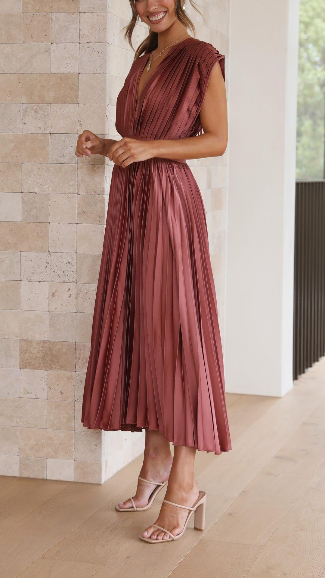 Alexis™ – Elegant veckad klänning