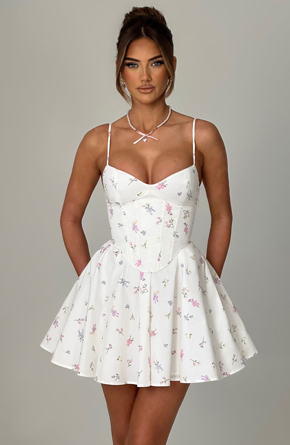 Analeigh Mini Klänning - Vit Multi Blommönster
