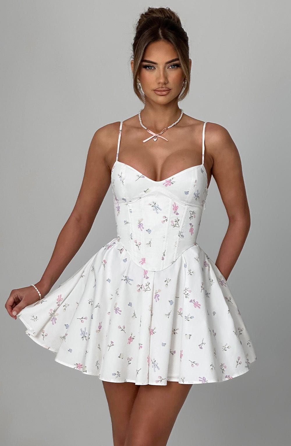 Analeigh Mini Klänning - Vit Multi Blommönster