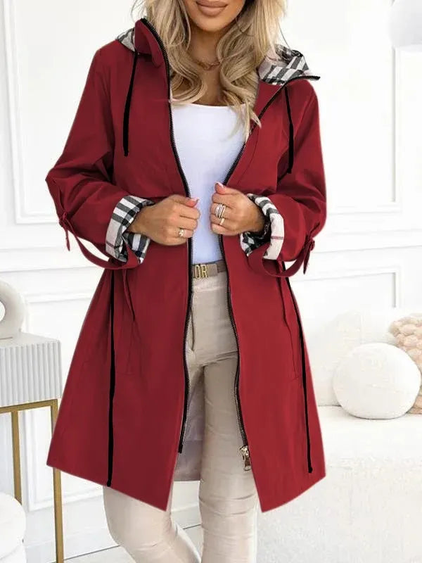 Natalie – Elegant damjacka med dragkedja och modern design