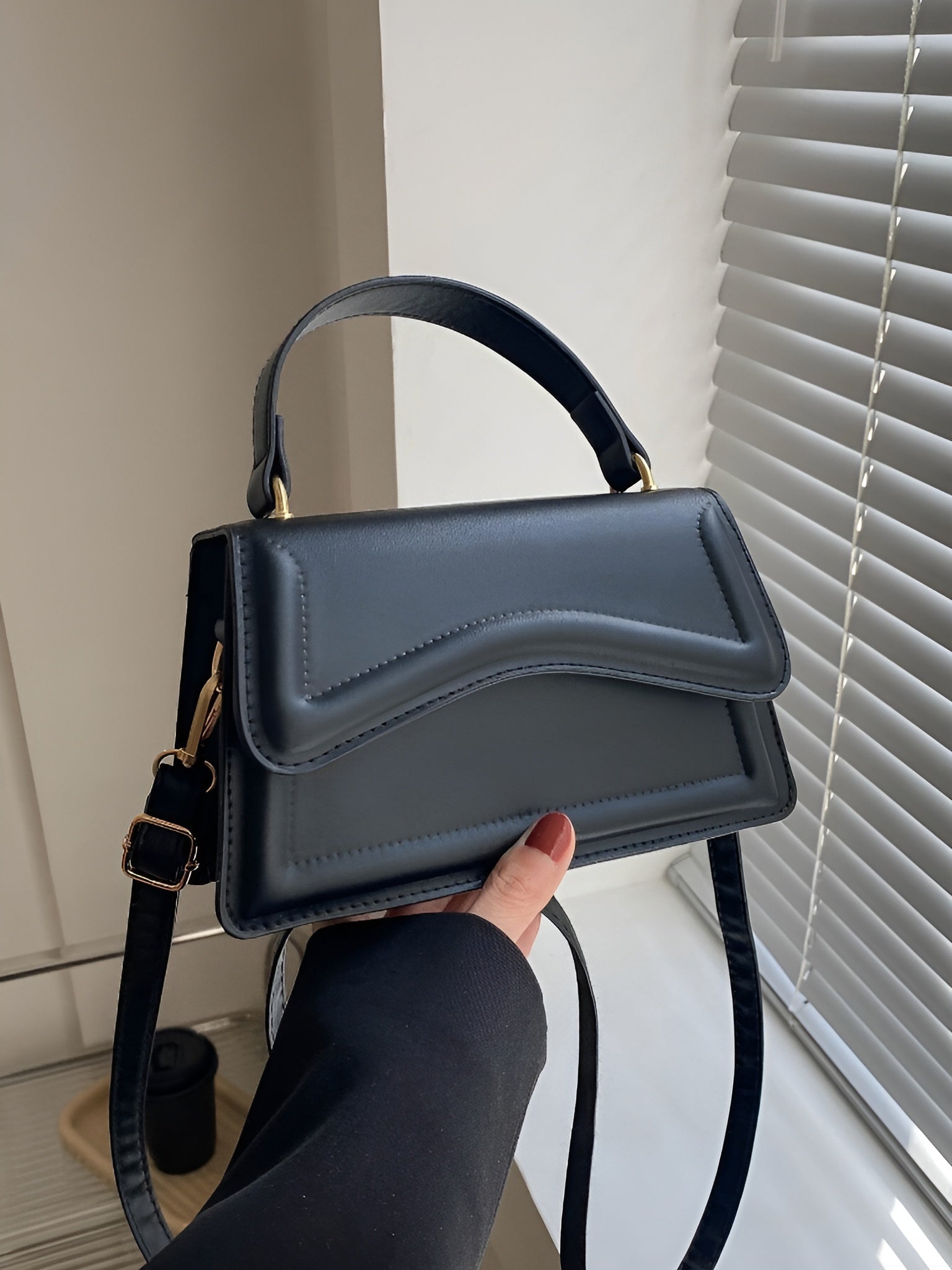 Fiamma™ – Minimalistisk Axelväska