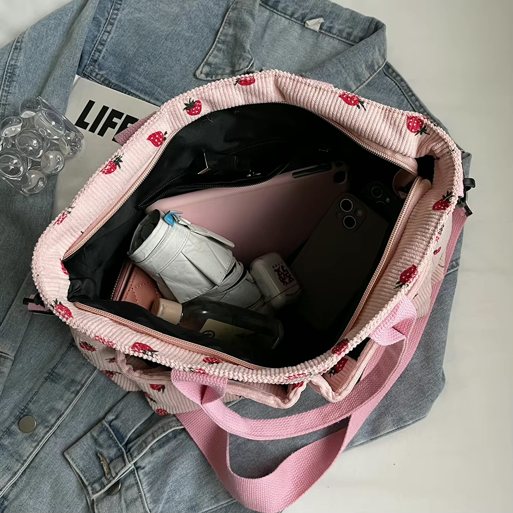Strawberry Tote™ – Axelväska