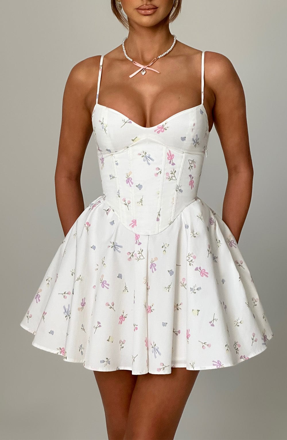 Analeigh Mini Klänning - Vit Multi Blommönster