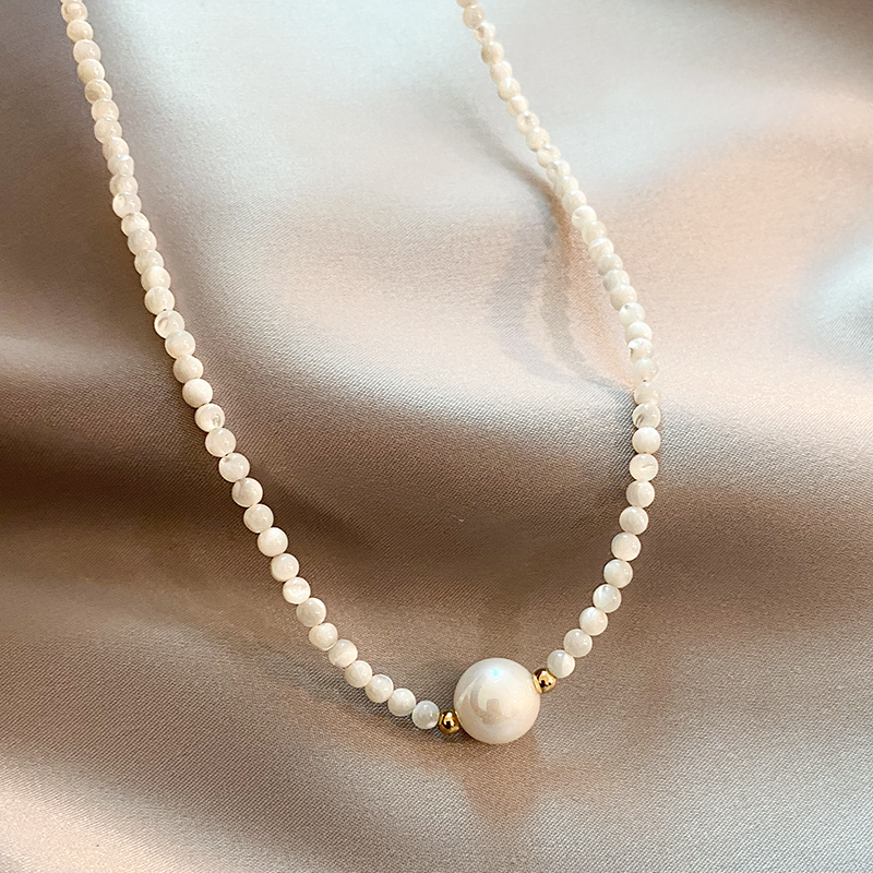 Pärlelegans Halsband